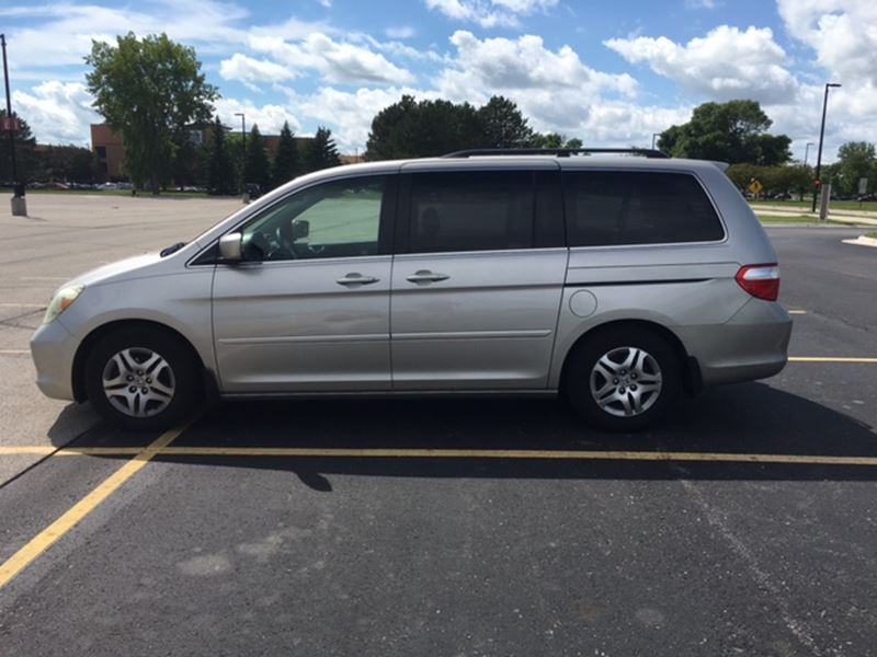 2006 Honda Odyssey for sale by owner in Saginaw