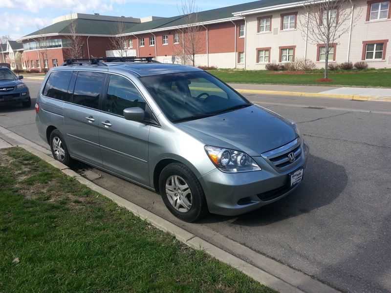 2007 Honda Odyssey for sale by owner in Dearborn