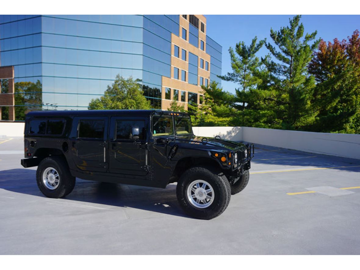 2000 Hummer H1 for sale by owner in Heyworth