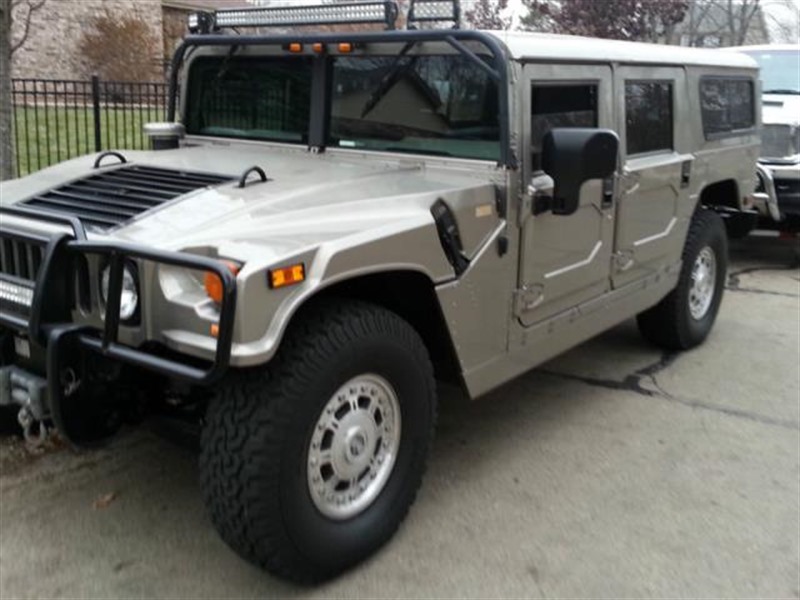 2003 Hummer H1 for sale by owner in Chicago