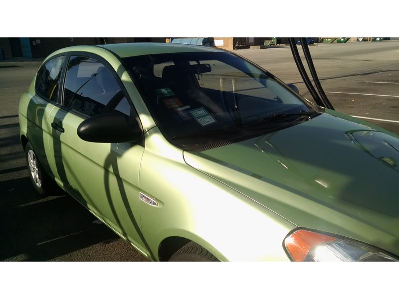 2009 Hyundai Accent for sale by owner in Chicago