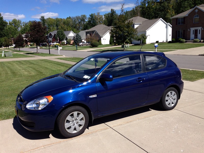 2010 Hyundai Accent for sale by owner in GRAND ISLAND