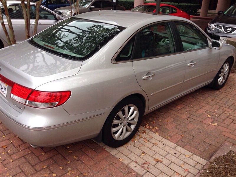 2006 Hyundai Azera for sale by owner in SOUTHFIELD