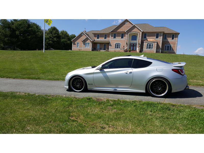 2010 Hyundai Genesis for sale by owner in Darlington