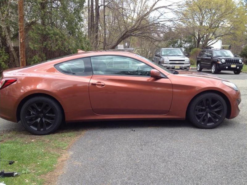 2013 Hyundai Genesis Coupe for sale by owner in BUTLER