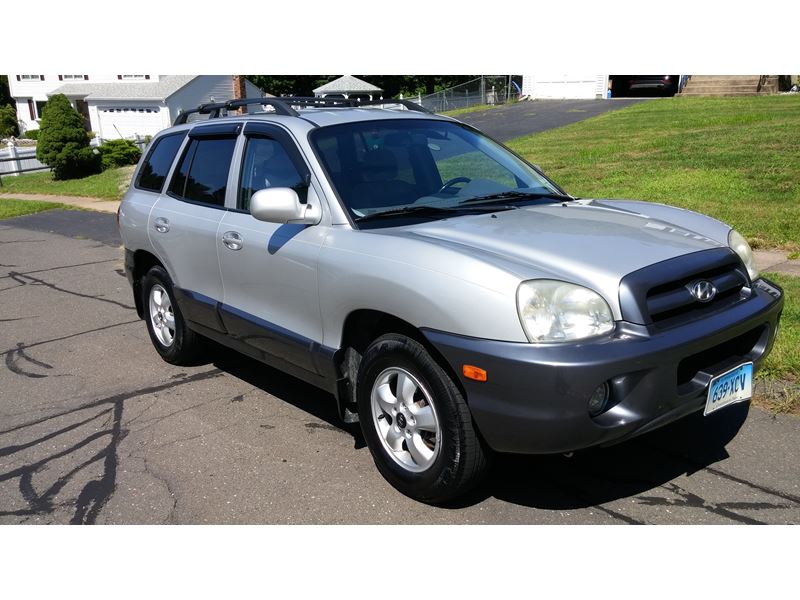 2005 Hyundai Santa Fe for sale by owner in South Windsor