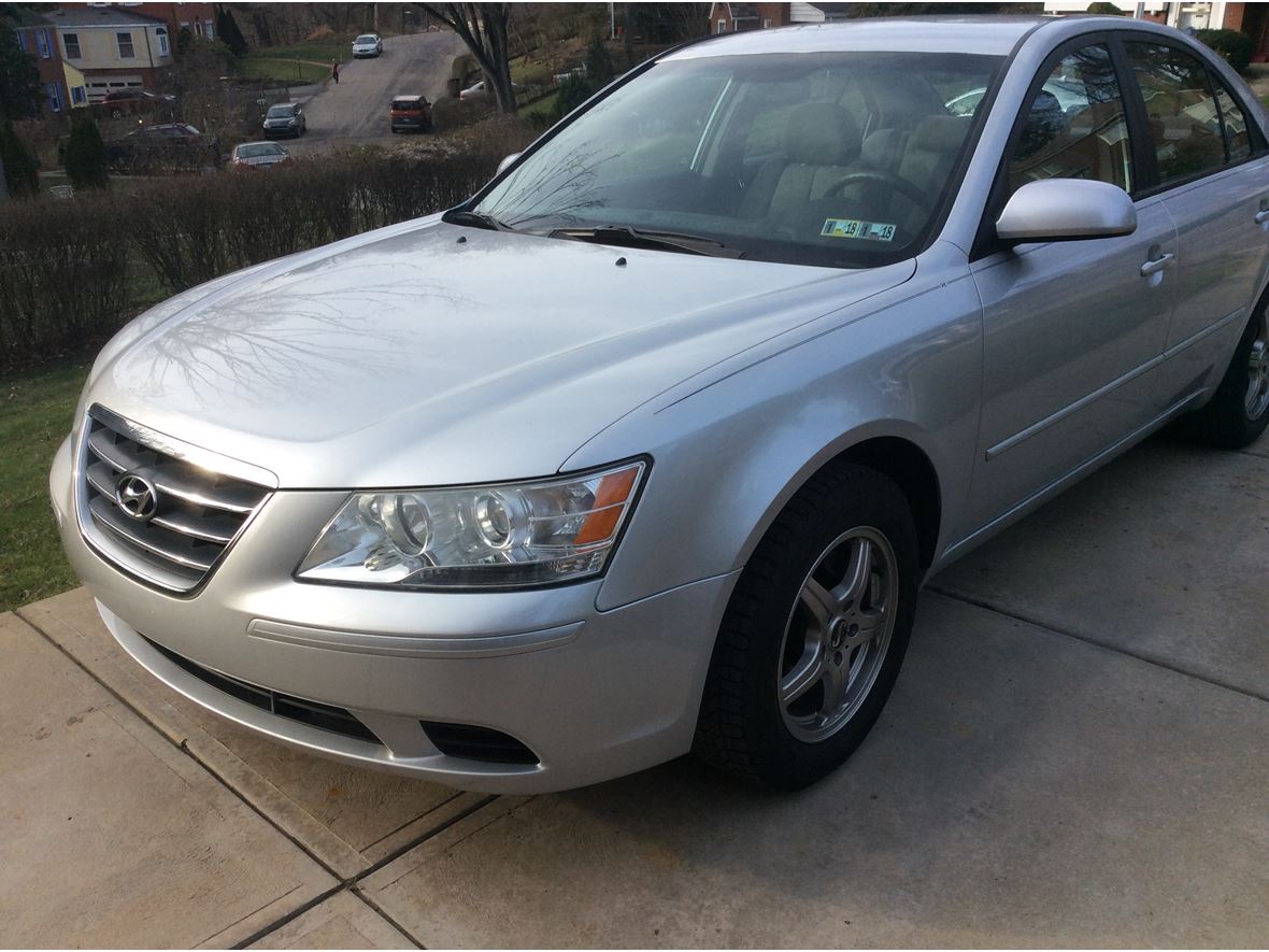 2009 Hyundai Sonata for sale by owner in Pittsburgh