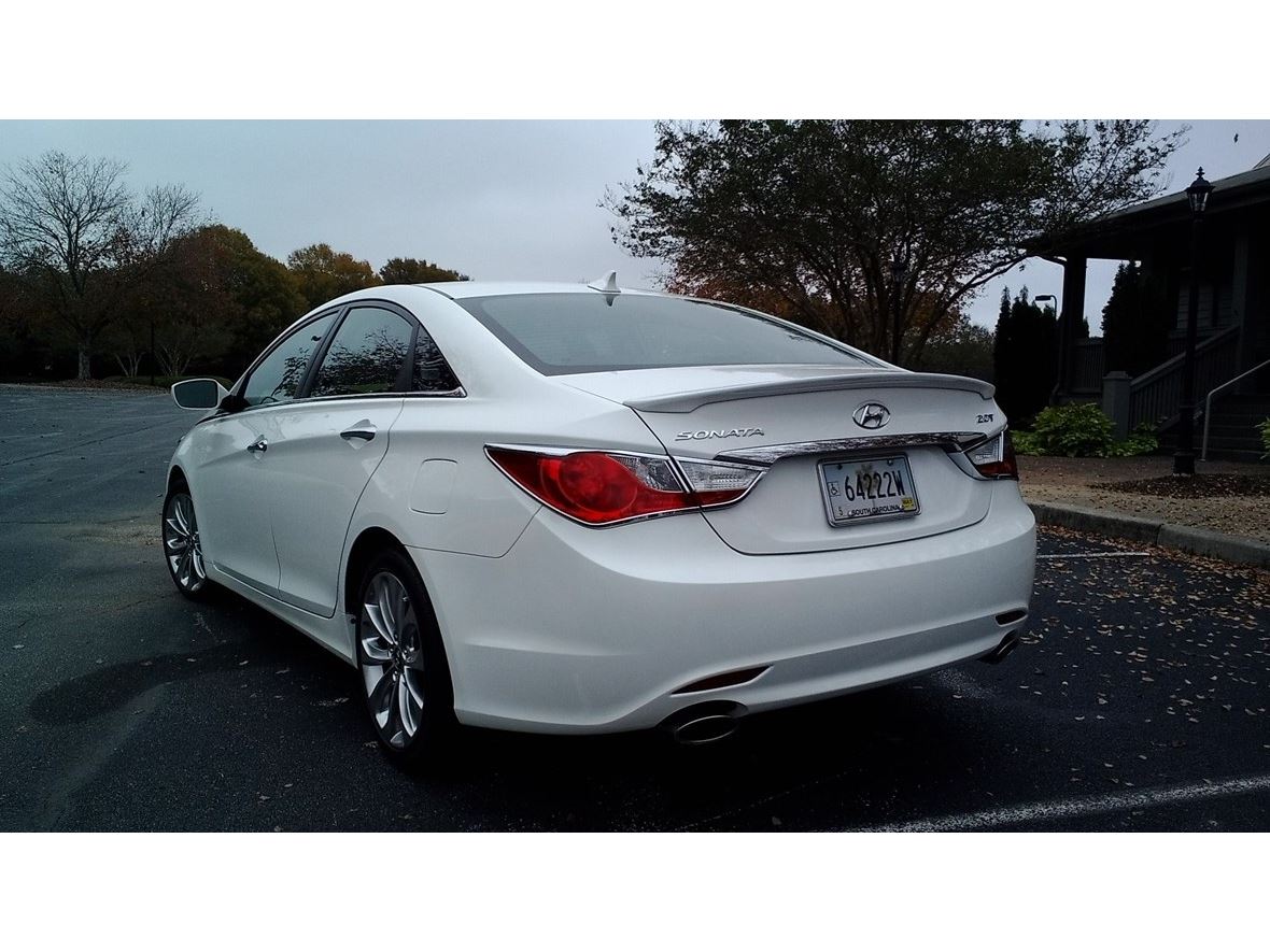 2011 Hyundai Sonata for sale by owner in Simpsonville