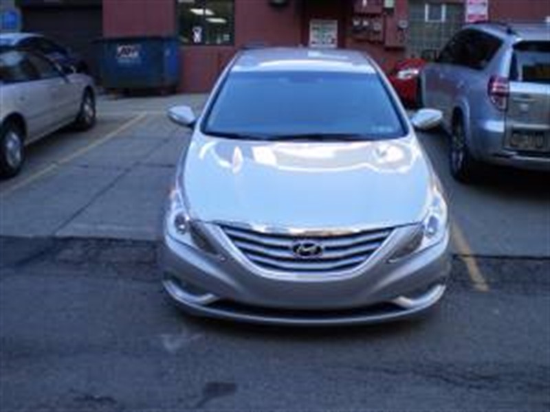 2012 Hyundai Sonata for sale by owner in PITTSBURGH