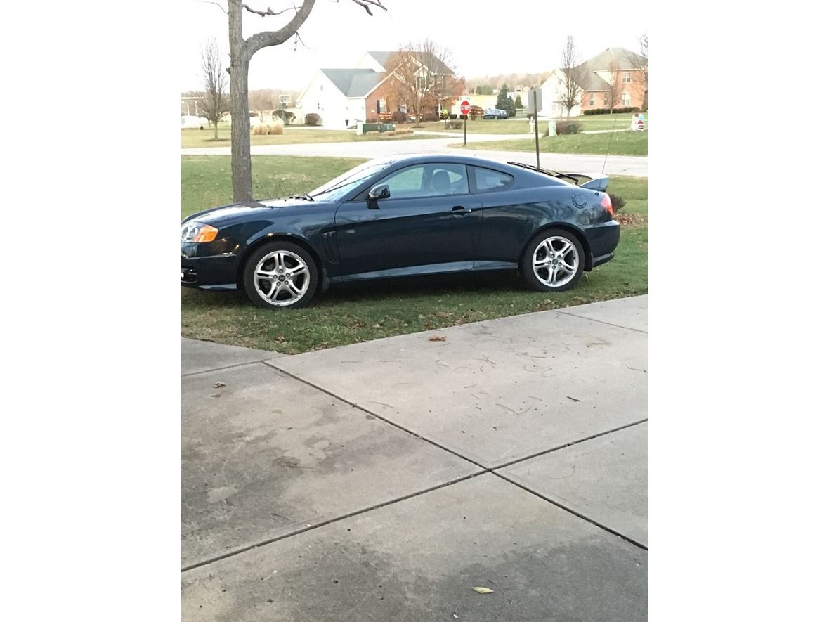2003 Hyundai Tiburon for sale by owner in Waynesville
