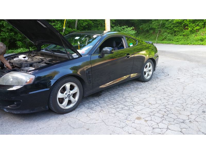 2006 Hyundai Tiburon for sale by owner in Herkimer
