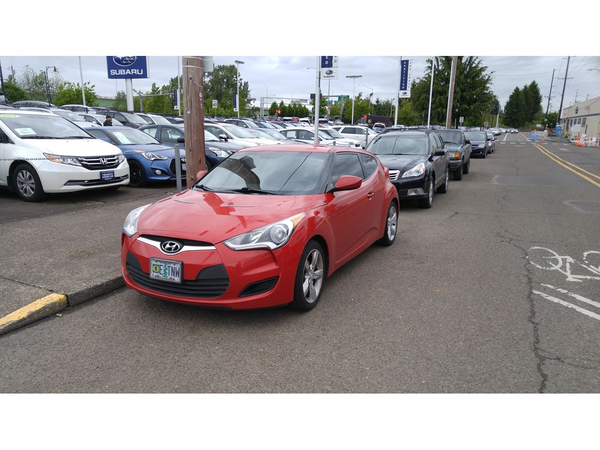 2014 Hyundai Veloster for sale by owner in Clackamas