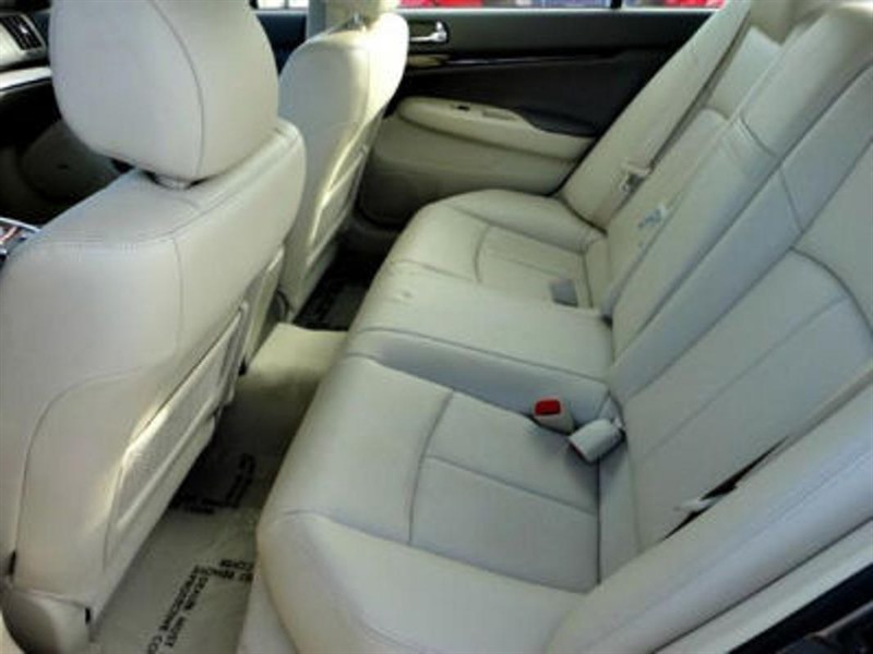 2010 Infiniti g37 X for sale by owner in TAMPA