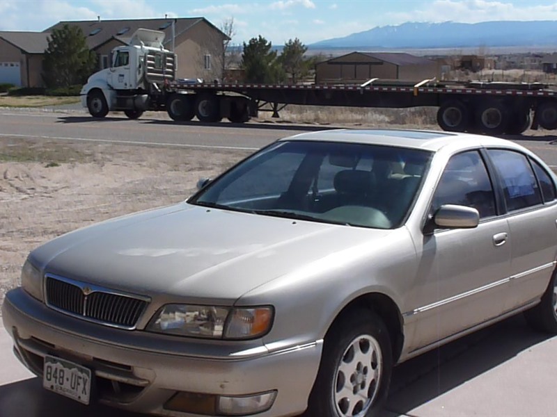 1999 Infiniti I30 for sale by owner in PUEBLO