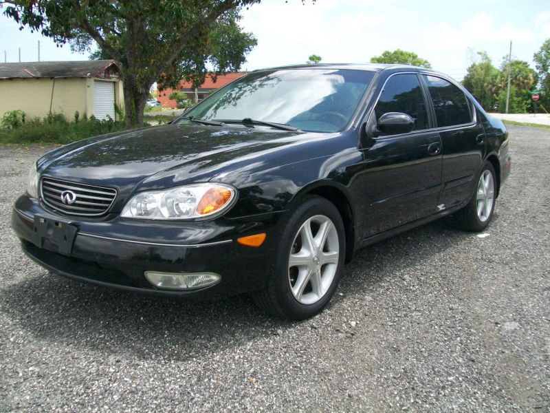 2002 Infiniti I35 for sale by owner in ROYAL PALM BEACH