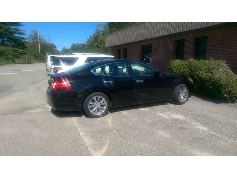 2012 Infiniti M for sale by owner in YARMOUTH PORT