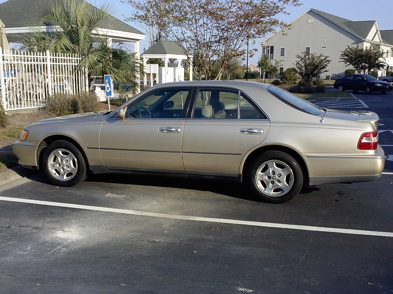 1998 Infiniti Q for sale by owner in MYRTLE BEACH