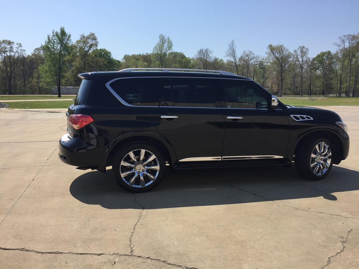 2013 Infiniti QX56 for sale by owner in Madison