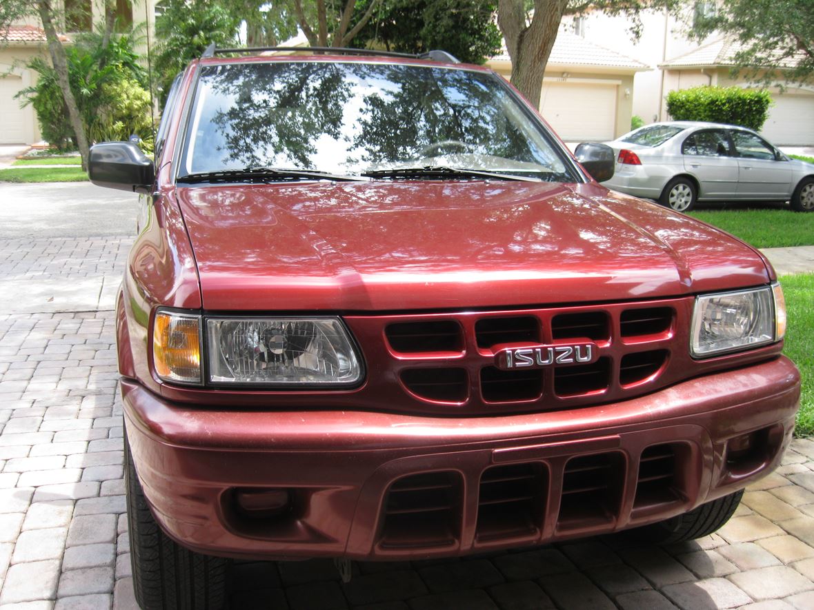 2002 Isuzu Rodeo for sale by owner in Hollywood
