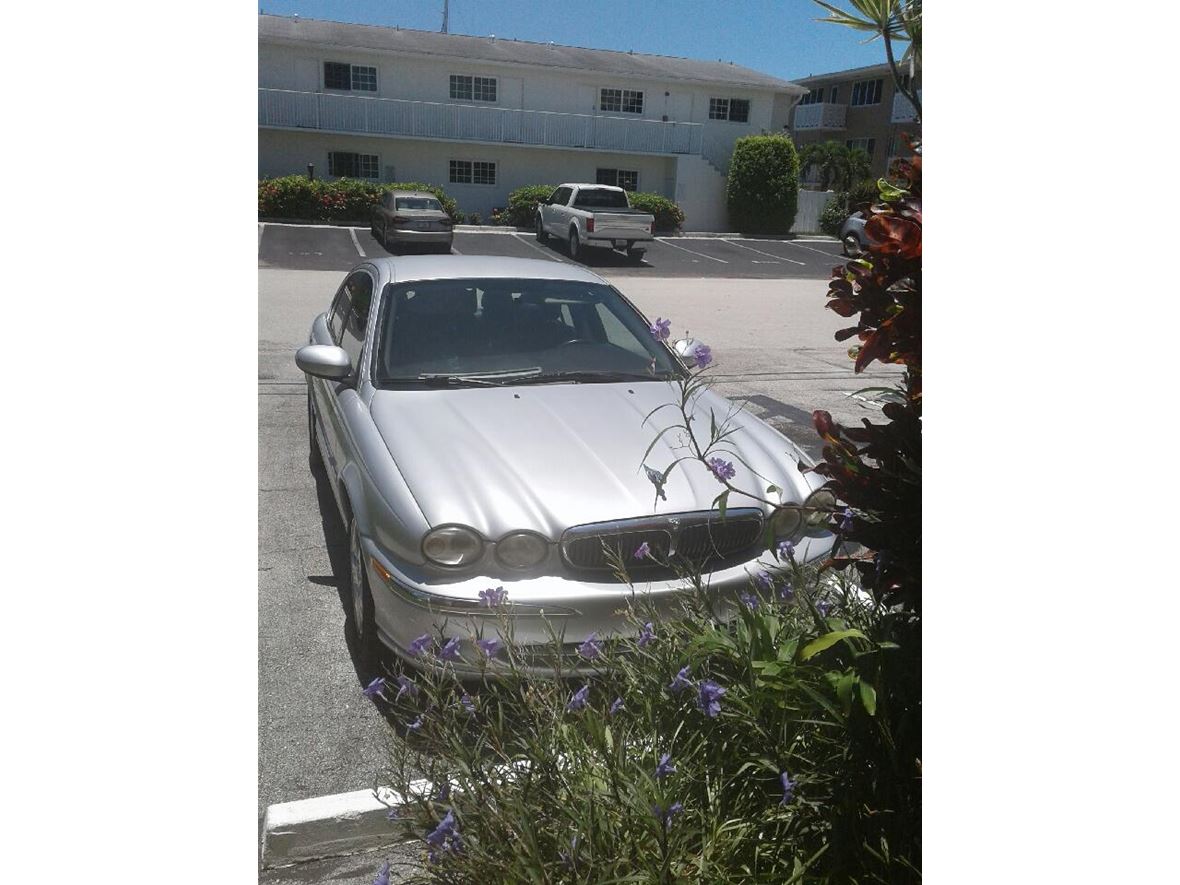2002 Jaguar X-Type for sale by owner in Fort Lauderdale