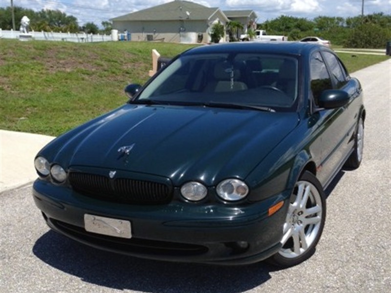 2004 Jaguar X-Type for sale by owner in TAMPA
