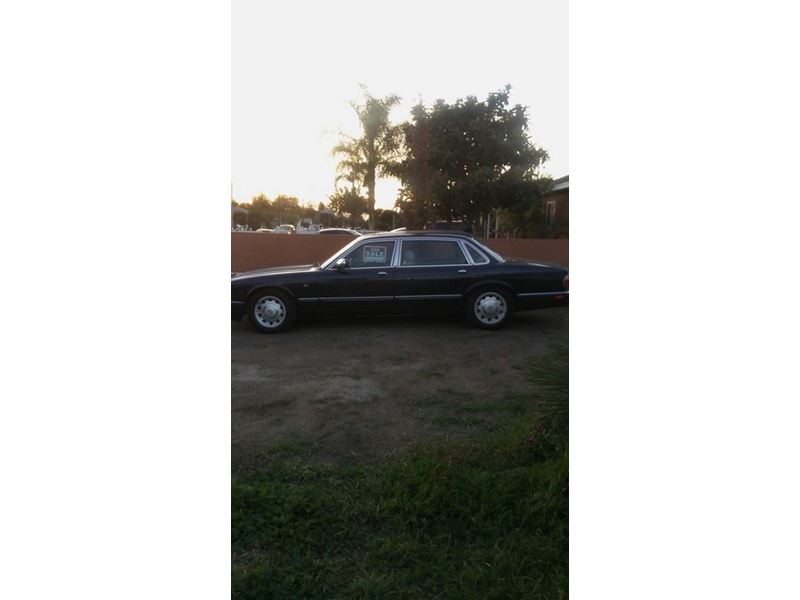 1998 Jaguar XJ8 for sale by owner in Bellflower