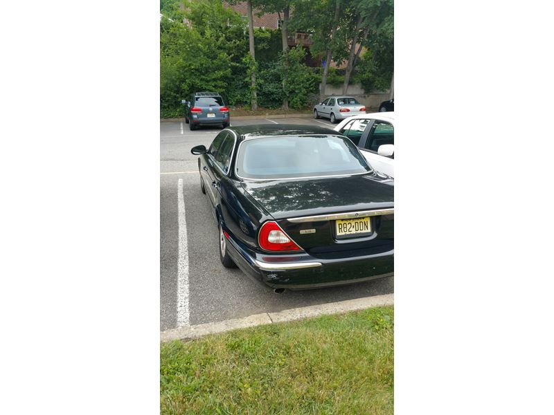 2004 Jaguar XJ8 for sale by owner in Edgewater