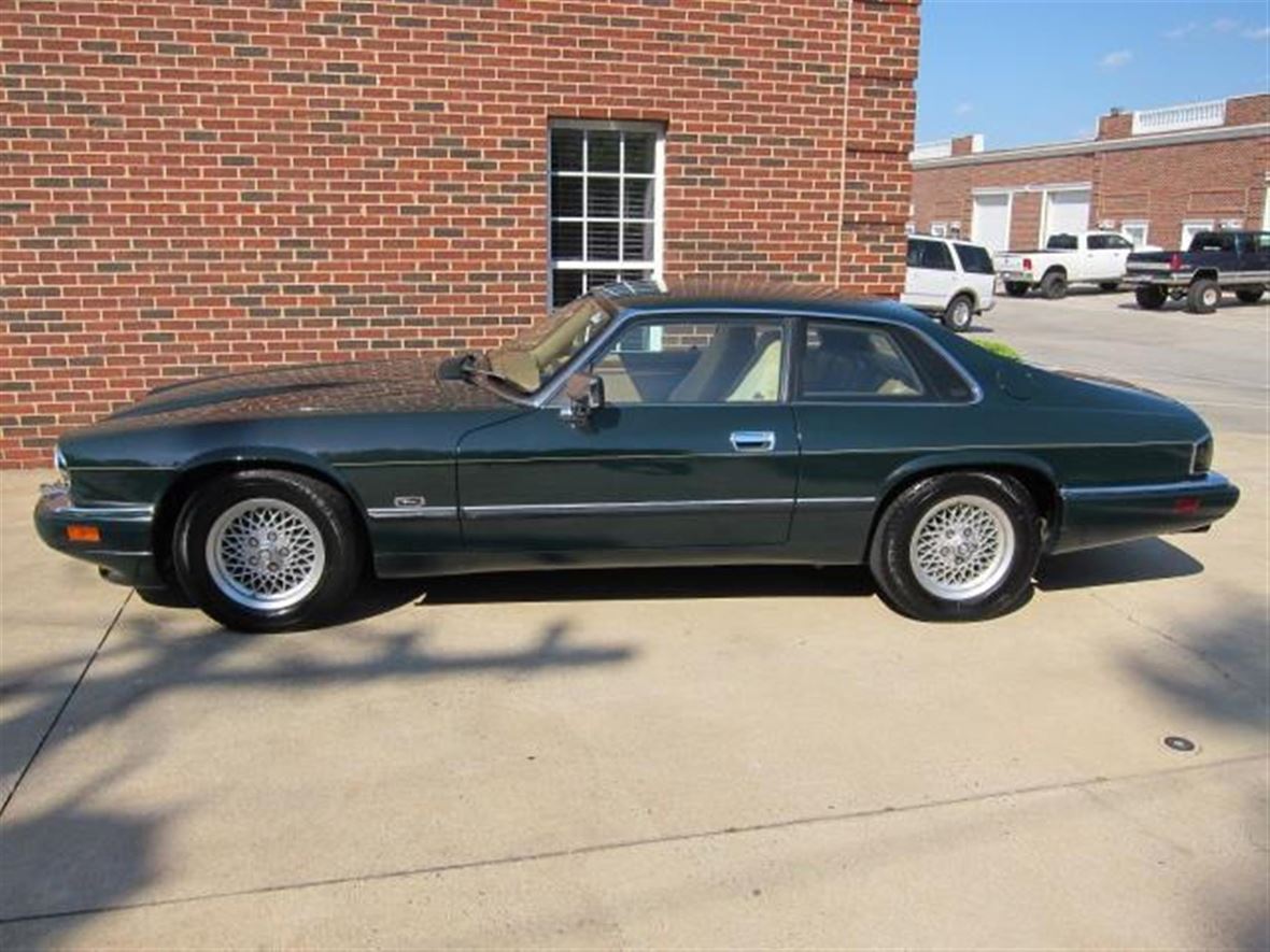 1994 Jaguar XJS for sale by owner in Manning