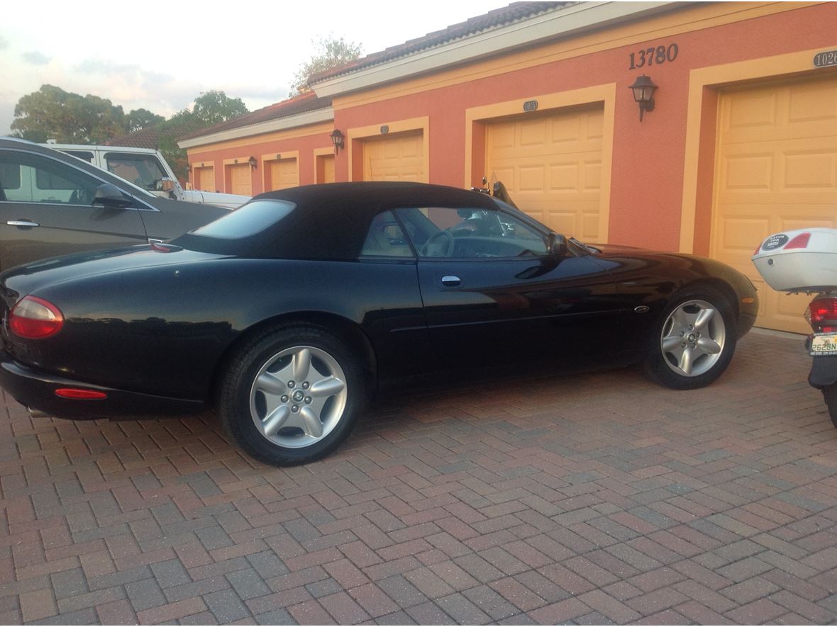 1997 Jaguar XK8 for sale by owner in Fort Myers