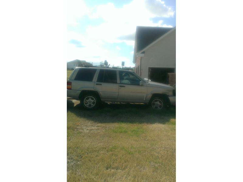 1994 Jeep Cherokee for sale by owner in MCDONOUGH