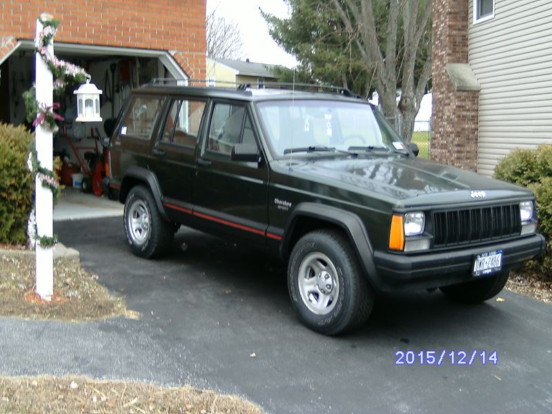 1996 Jeep Cherokee for sale by owner in TROY