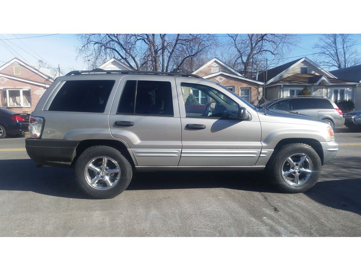 2001 Jeep Grand Cherokee for sale by owner in Brooklyn