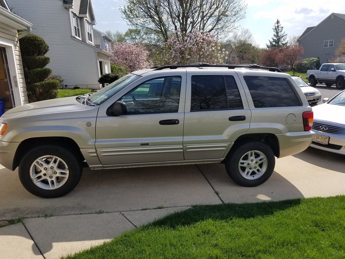 2004 Jeep Grand Cherokee for sale by owner in Mount Laurel