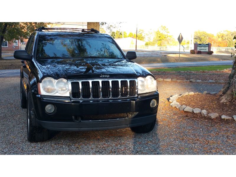 2005 Jeep Grand Cherokee for sale by owner in Iva
