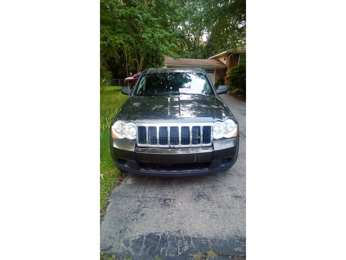 2008 Jeep Grand Cherokee for sale by owner in Lake Orion