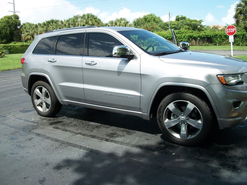 2014 Jeep Grand Cherokee for sale by owner in West Palm Beach