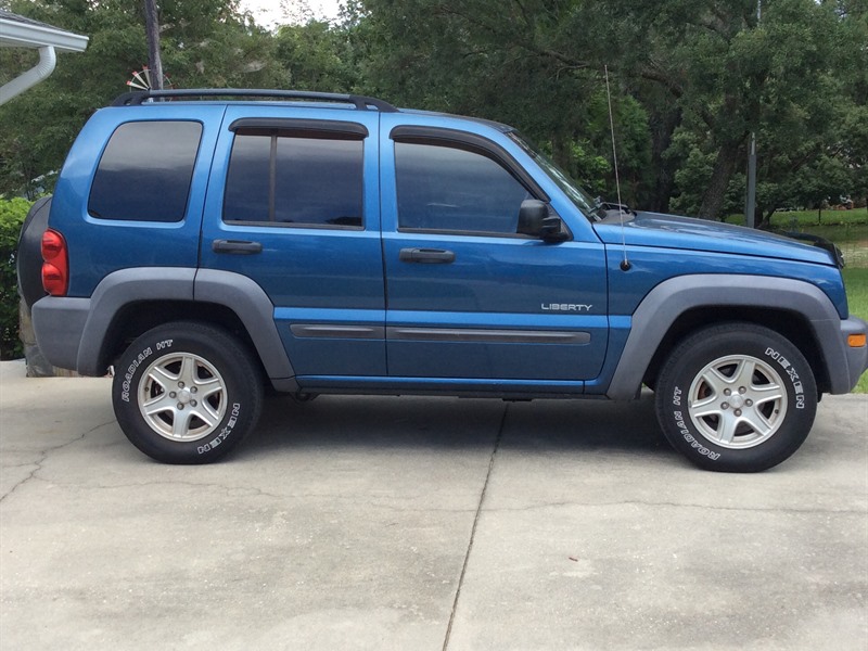 2004 Jeep Liberty for sale by owner in SPRING HILL
