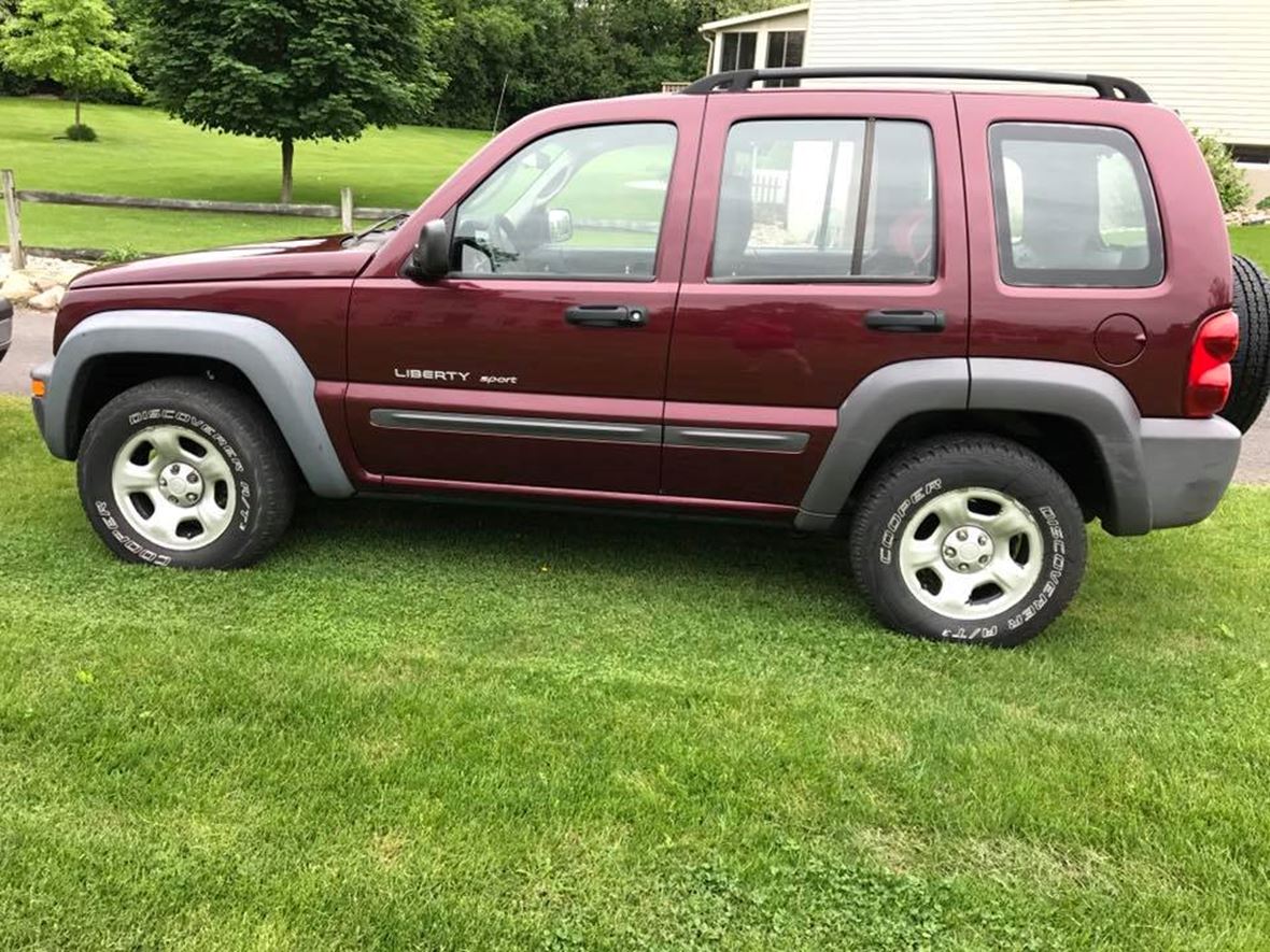 2004 Jeep Liberty for sale by owner in Bloomsburg