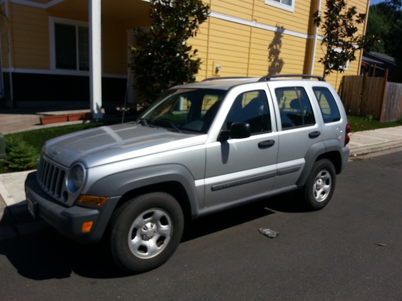 2005 Jeep Liberty for sale by owner in BEAVERTON
