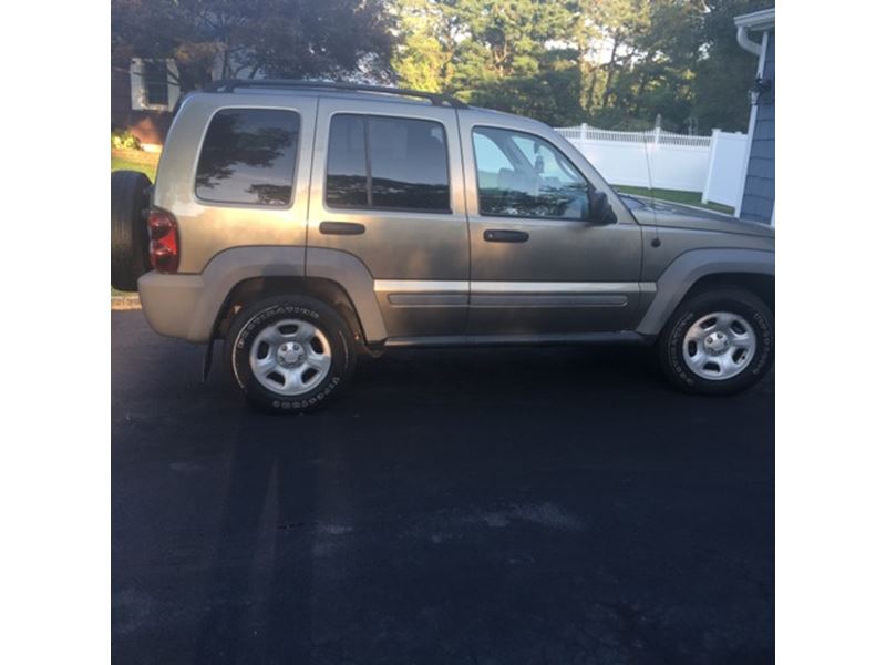 2006 Jeep Liberty for sale by owner in Holtsville