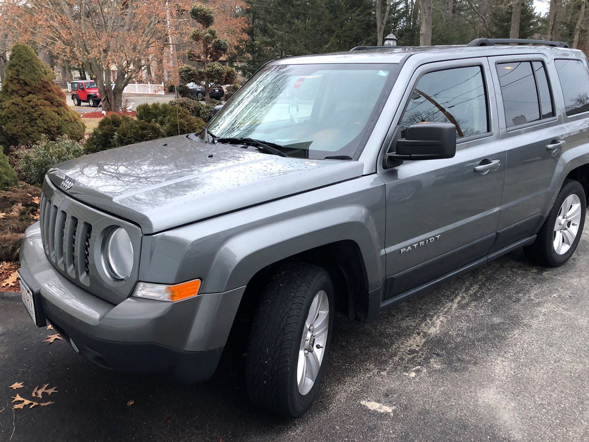 2012 Jeep Patriot for sale by owner in Abington