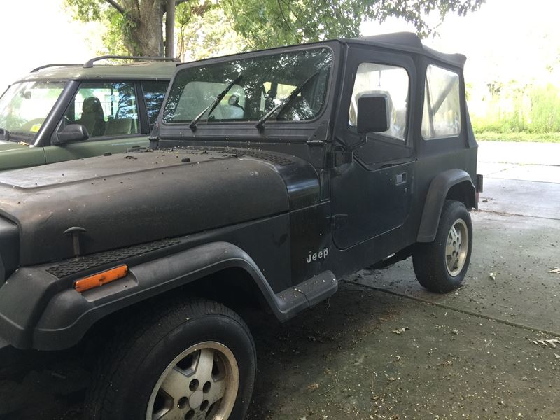 1995 Jeep Wrangler for sale by owner in Charleston