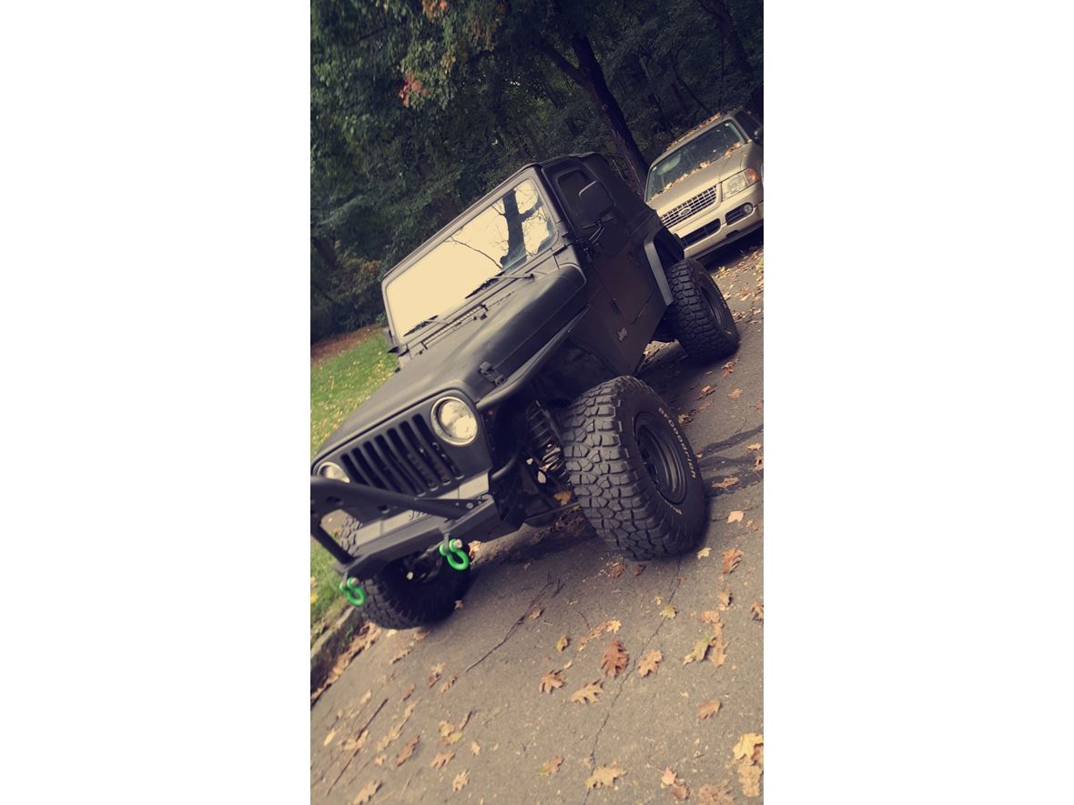 1997 Jeep Wrangler for sale by owner in East Brunswick