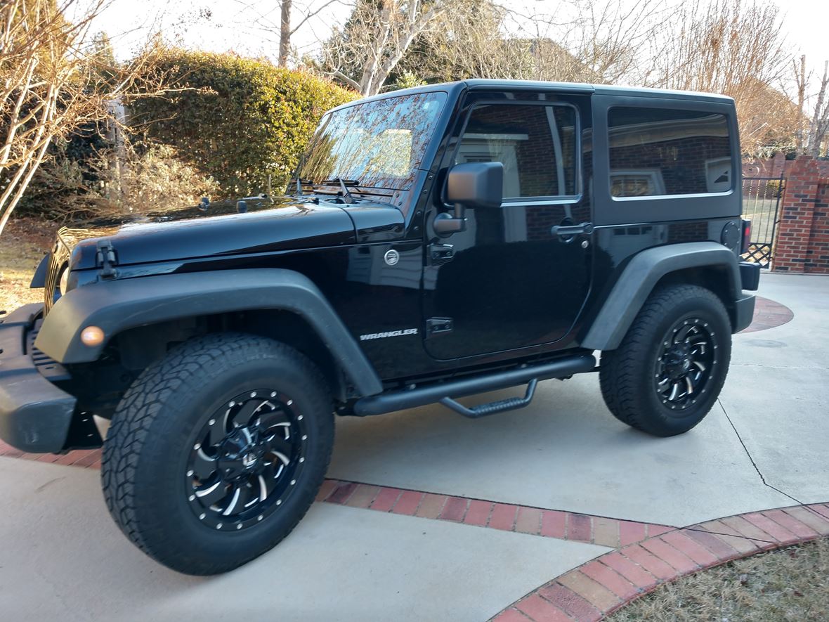 2013 Jeep Wrangler for sale by owner in Charlotte