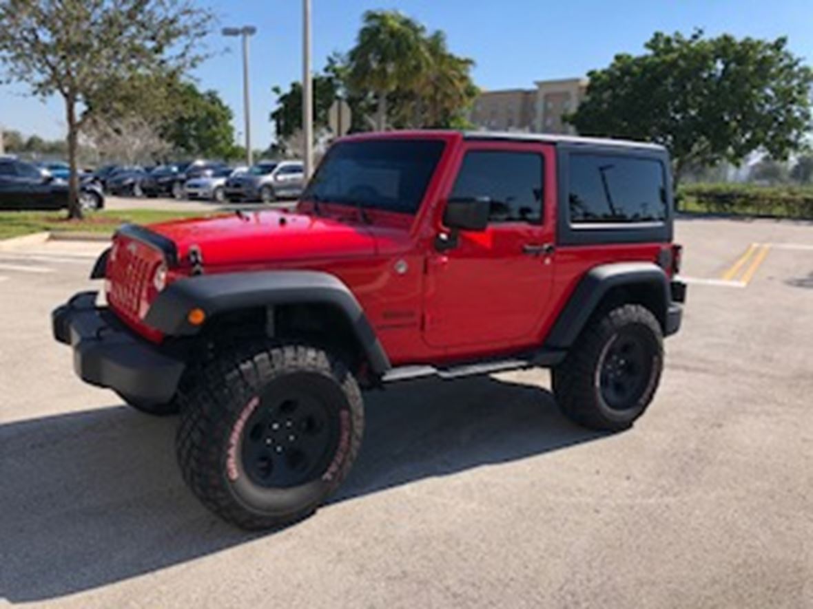 2015 Jeep Wrangler for sale by owner in Fort Lauderdale