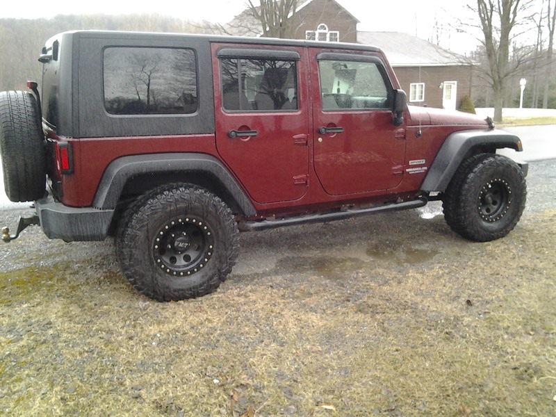 2010 Jeep Wrangler Unlimited for sale by owner in PORTAGE
