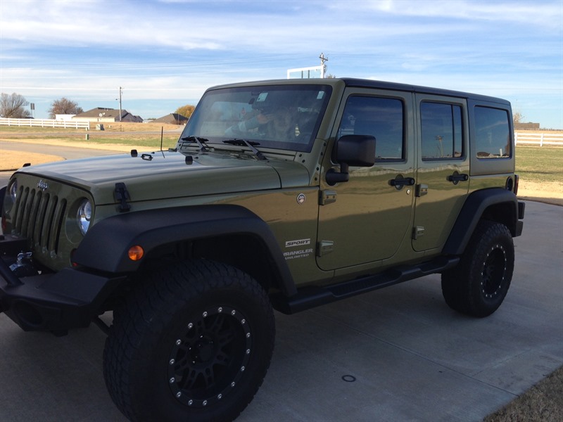 2013 Jeep Wrangler Unlimited for sale by owner in OWASSO