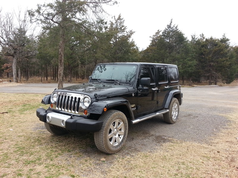 2013 Jeep Wrangler Unlimited for sale by owner in GREENWOOD