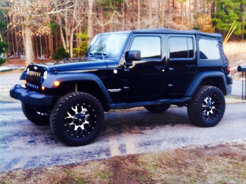 2013 Jeep Wrangler Unlimited for sale by owner in WHITWELL