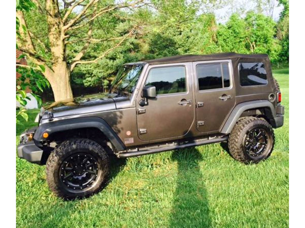 2014 Jeep Wrangler Unlimited for sale by owner in Windsor Mill